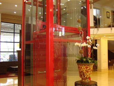 如何選購適合自己的家用別墅電梯